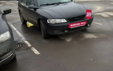 Opel Vectra B рестайлинг, 1998 год, 85 000 рублей, 3 фотография