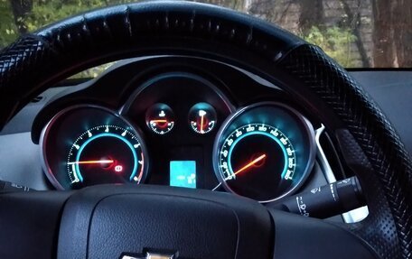 Chevrolet Cruze II, 2014 год, 580 000 рублей, 8 фотография