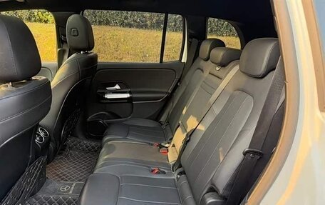 Mercedes-Benz GLB, 2021 год, 2 400 000 рублей, 11 фотография