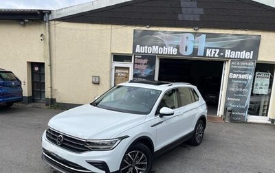 Volkswagen Tiguan II, 2022 год, 3 200 000 рублей, 1 фотография