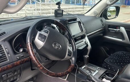 Toyota Land Cruiser 200, 2013 год, 4 100 000 рублей, 10 фотография