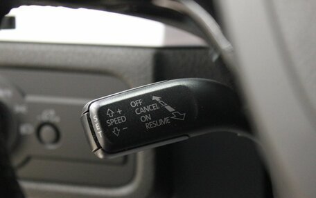 Volkswagen Touareg III, 2011 год, 1 745 000 рублей, 14 фотография