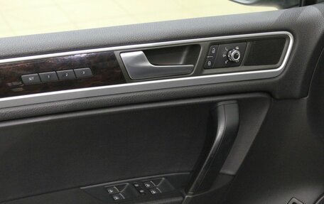 Volkswagen Touareg III, 2011 год, 1 745 000 рублей, 9 фотография