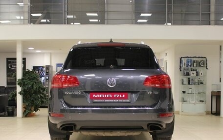 Volkswagen Touareg III, 2011 год, 1 745 000 рублей, 6 фотография