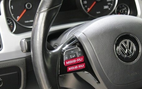 Volkswagen Touareg III, 2011 год, 1 745 000 рублей, 13 фотография