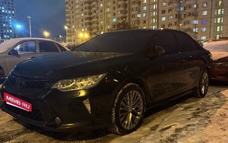 Toyota Camry, 2016 год, 1 800 000 рублей, 2 фотография