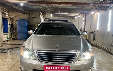 Mercedes-Benz S-Класс, 2005 год, 1 450 000 рублей, 2 фотография