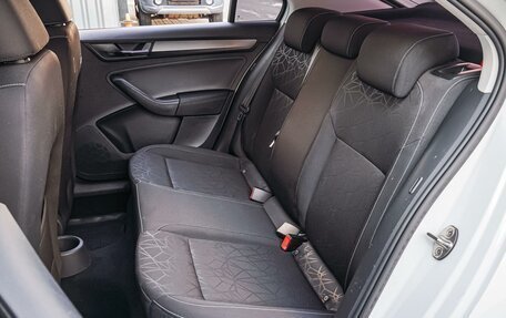 Skoda Rapid I, 2018 год, 1 250 000 рублей, 9 фотография