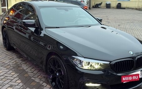 BMW 5 серия, 2019 год, 2 900 000 рублей, 3 фотография