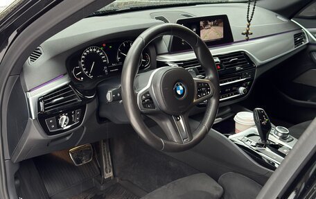 BMW 5 серия, 2019 год, 2 900 000 рублей, 12 фотография