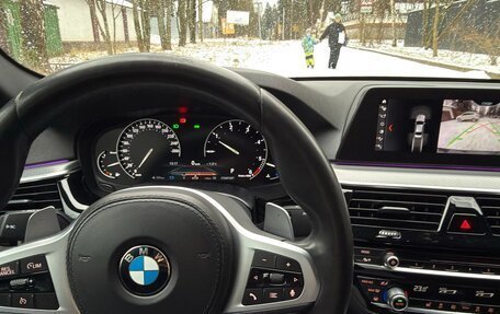 BMW 5 серия, 2019 год, 2 900 000 рублей, 14 фотография