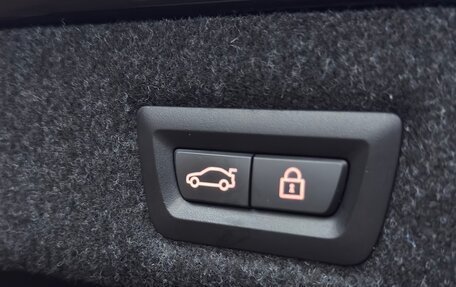 BMW 5 серия, 2019 год, 2 900 000 рублей, 23 фотография