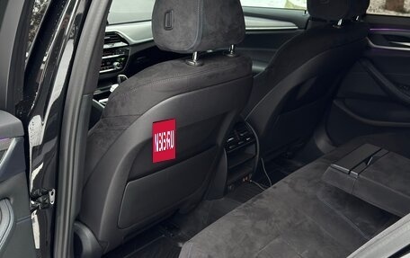 BMW 5 серия, 2019 год, 2 900 000 рублей, 20 фотография