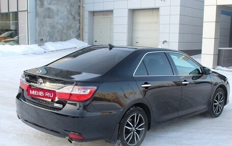 Toyota Camry, 2017 год, 1 980 000 рублей, 5 фотография