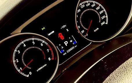 Mitsubishi ASX I рестайлинг, 2011 год, 1 350 000 рублей, 14 фотография