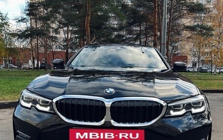 BMW 3 серия, 2019 год, 4 000 000 рублей, 6 фотография