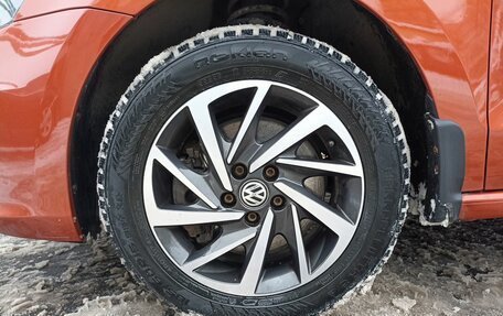 Volkswagen Polo VI (EU Market), 2017 год, 1 280 000 рублей, 9 фотография