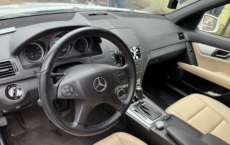 Mercedes-Benz C-Класс, 2010 год, 1 600 000 рублей, 12 фотография