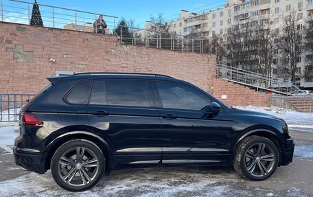 Volkswagen Tiguan II, 2018 год, 3 150 000 рублей, 2 фотография