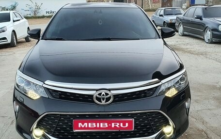 Toyota Camry, 2017 год, 2 450 000 рублей, 1 фотография