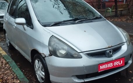 Honda Fit III, 2001 год, 170 000 рублей, 1 фотография