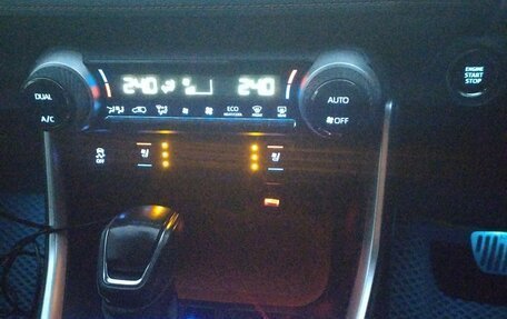 Toyota RAV4, 2020 год, 3 270 000 рублей, 24 фотография