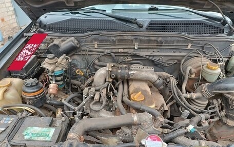 Nissan Terrano II рестайлинг, 1994 год, 450 000 рублей, 9 фотография