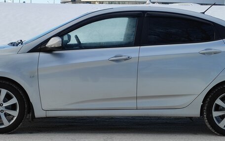 Hyundai Solaris II рестайлинг, 2013 год, 900 000 рублей, 13 фотография