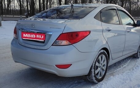 Hyundai Solaris II рестайлинг, 2013 год, 900 000 рублей, 10 фотография