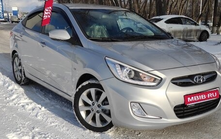 Hyundai Solaris II рестайлинг, 2013 год, 900 000 рублей, 4 фотография