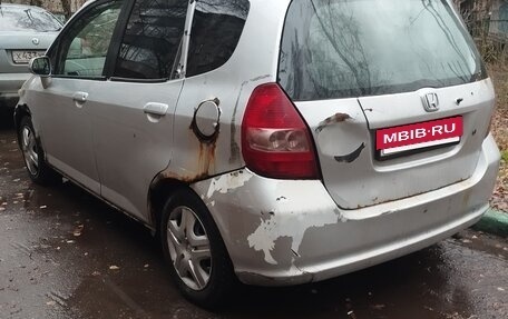 Honda Fit III, 2001 год, 170 000 рублей, 4 фотография