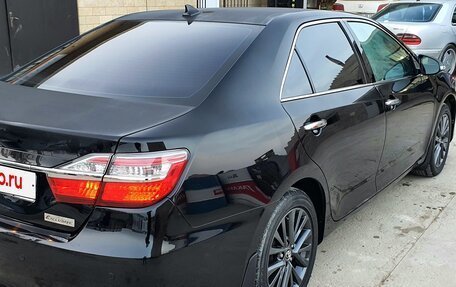 Toyota Camry, 2017 год, 2 450 000 рублей, 4 фотография