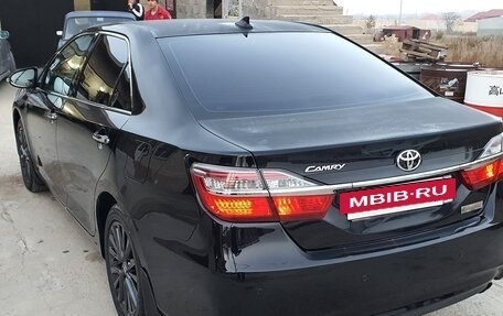 Toyota Camry, 2017 год, 2 450 000 рублей, 5 фотография