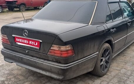 Mercedes-Benz E-Класс, 1995 год, 550 000 рублей, 3 фотография