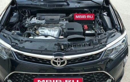 Toyota Camry, 2017 год, 2 450 000 рублей, 10 фотография