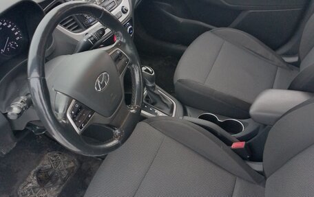 Hyundai Solaris II рестайлинг, 2018 год, 1 049 000 рублей, 11 фотография