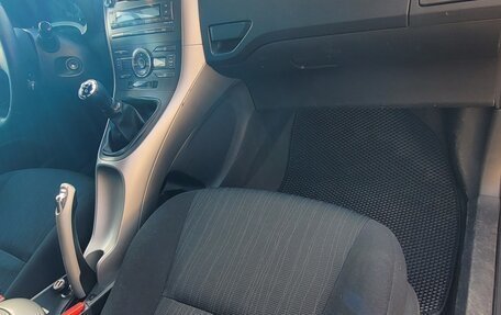 Toyota Auris II, 2008 год, 600 000 рублей, 6 фотография