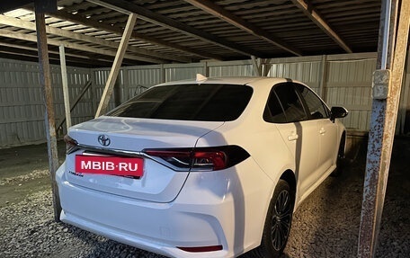 Toyota Corolla, 2021 год, 2 300 000 рублей, 4 фотография