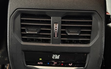 BMW 3 серия, 2019 год, 3 490 000 рублей, 16 фотография