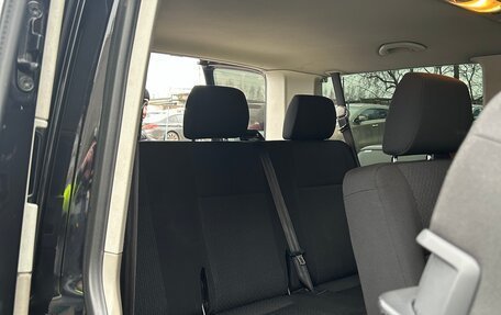 Volkswagen Caravelle T6 рестайлинг, 2015 год, 2 700 000 рублей, 11 фотография