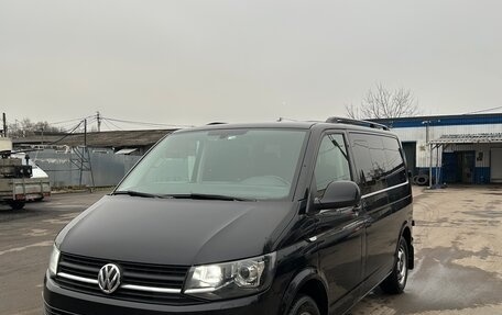 Volkswagen Caravelle T6 рестайлинг, 2015 год, 2 700 000 рублей, 3 фотография