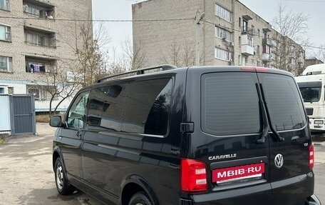 Volkswagen Caravelle T6 рестайлинг, 2015 год, 2 700 000 рублей, 4 фотография