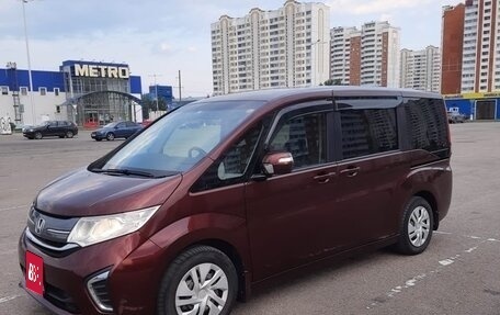 Honda Stepwgn IV, 2016 год, 1 790 000 рублей, 2 фотография