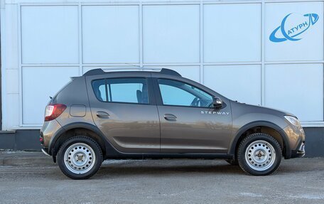 Renault Sandero II рестайлинг, 2020 год, 1 295 000 рублей, 4 фотография