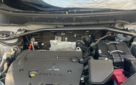 Mitsubishi Outlander III рестайлинг 3, 2008 год, 1 200 000 рублей, 6 фотография