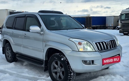 Toyota Land Cruiser Prado 120 рестайлинг, 2003 год, 1 549 000 рублей, 6 фотография