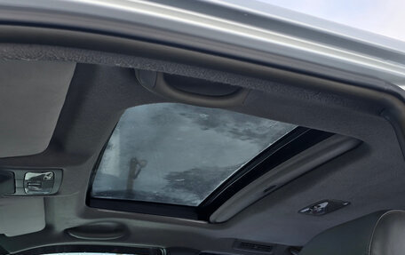 Toyota Land Cruiser Prado 120 рестайлинг, 2003 год, 1 549 000 рублей, 16 фотография