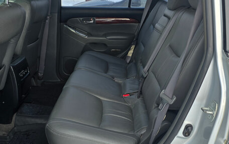 Toyota Land Cruiser Prado 120 рестайлинг, 2003 год, 1 549 000 рублей, 19 фотография