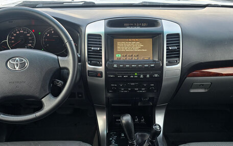 Toyota Land Cruiser Prado 120 рестайлинг, 2003 год, 1 549 000 рублей, 20 фотография