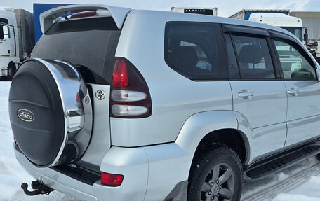 Toyota Land Cruiser Prado 120 рестайлинг, 2003 год, 1 549 000 рублей, 32 фотография